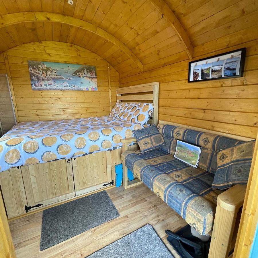 Coutts Glamping Hotel เวดบริดจ์ ภายนอก รูปภาพ